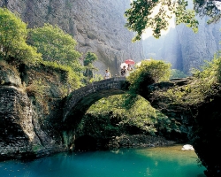 溫州市雁蕩山風(fēng)景旅游管理委員會"